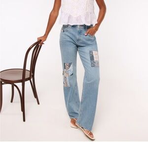 Abercrombie & Fitch curve love high rise 90s relaxed jeans (size long)